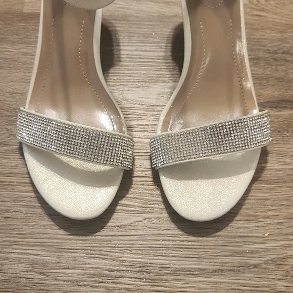 Womens Style & Co Strappy Heels - Picture 4 of 6